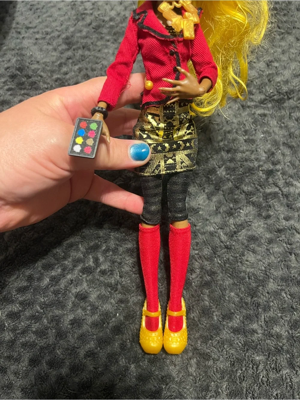 Mattel Monster High Clawdia Wolf Frights Camera Action Doll